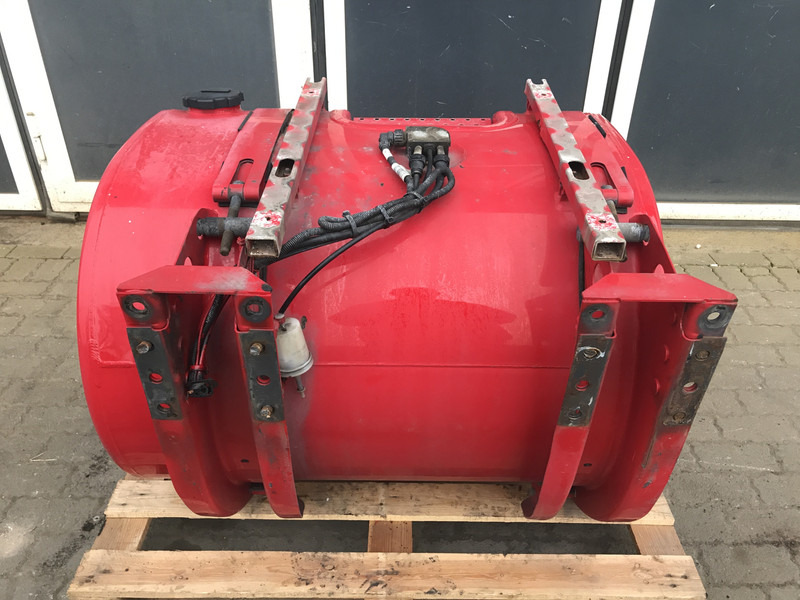 Volvo  - Depósito de combustible para Camión: foto 3 Volvo  - Depósito de combustible para Camión: foto 3