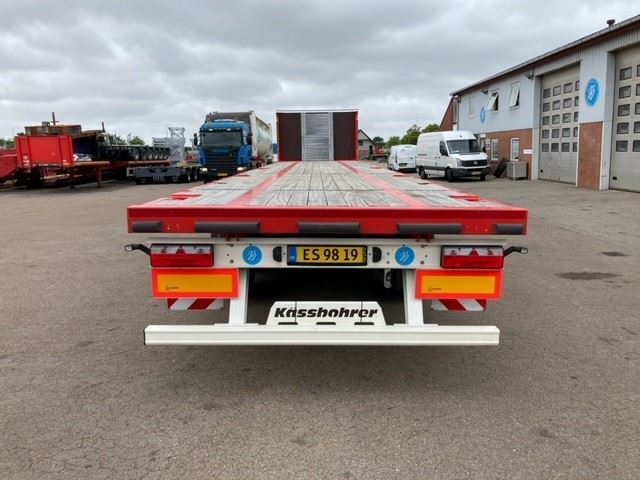 Kässbohrer ligeud uden sider - Semirremolque plataforma/ Caja abierta: foto 4 Kässbohrer ligeud uden sider - Semirremolque plataforma/ Caja abierta: foto 4