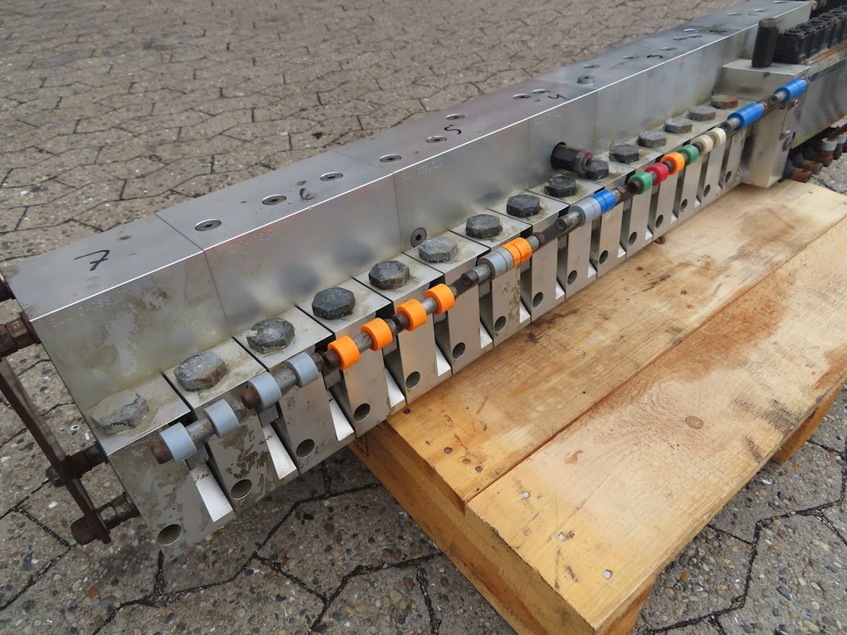 Goldhofer Bejeningsblok t. uni-svanehals - Piezas de recambio para Remolque: foto 3 Goldhofer Bejeningsblok t. uni-svanehals - Piezas de recambio para Remolque: foto 3