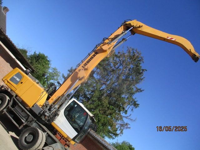 LIEBHERR LH30 M - Manipulador de materiales: foto 1 LIEBHERR LH30 M - Manipulador de materiales: foto 1