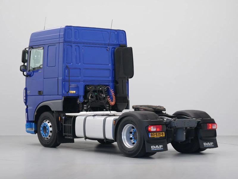 DAF XF 440 FT Space Cab, PTO - Cabeza tractora: foto 4 DAF XF 440 FT Space Cab, PTO - Cabeza tractora: foto 4