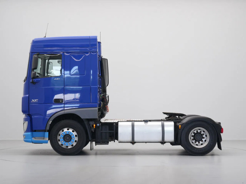 DAF XF 440 FT, Space Cab, PTO - Cabeza tractora: foto 2 DAF XF 440 FT, Space Cab, PTO - Cabeza tractora: foto 2