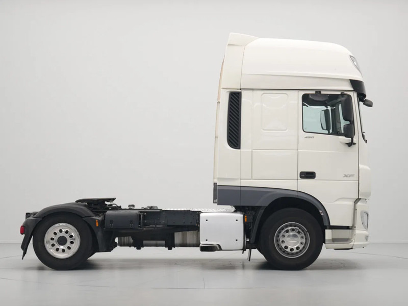 DAF XF 450 FT Super Space Cab, New Tacho, Full Tank - Cabeza tractora: foto 5 DAF XF 450 FT Super Space Cab, New Tacho, Full Tank - Cabeza tractora: foto 5