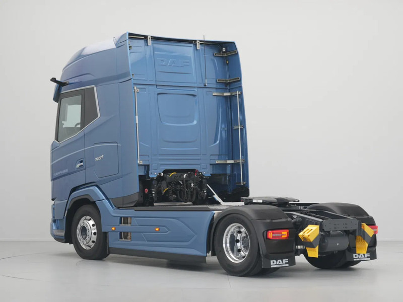 DAF XG+ 480 FT SAPPHIRE LIMITED EDITION 14/100! ACTIE: €6000 OPBOUW VOUCHER!* - Cabeza tractora: foto 4 DAF XG+ 480 FT SAPPHIRE LIMITED EDITION 14/100! ACTIE: €6000 OPBOUW VOUCHER!* - Cabeza tractora: foto 4