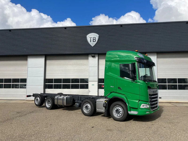 DAF XF 480 FAX CHASSIS SLEEPER HIGH CAB PTO ADR, KLASSEN AT+FL+EX2/3*, - NEW - Camión chasis: foto 2 DAF XF 480 FAX CHASSIS SLEEPER HIGH CAB PTO ADR, KLASSEN AT+FL+EX2/3*, - NEW - Camión chasis: foto 2