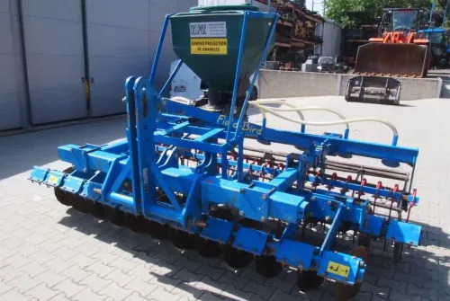 Agregat uprawowo-siewny Rabe Werk 2011 3m brona talerzowa z siewnikiem do poplonów - Combinado de siembra: foto 3 Agregat uprawowo-siewny Rabe Werk 2011 3m brona talerzowa z siewnikiem do poplonów - Combinado de siembra: foto 3