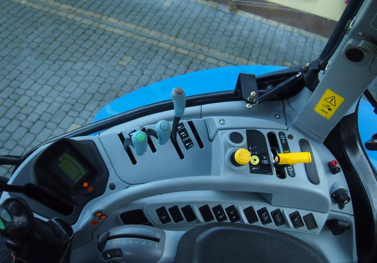 Leasing de  Ciągnik New Holland NH T6.140 2016 New Holland z Ładowaczem czołowym TUR Ciągnik New Holland NH T6.140 2016 New Holland z Ładowaczem czołowym TUR: foto 7