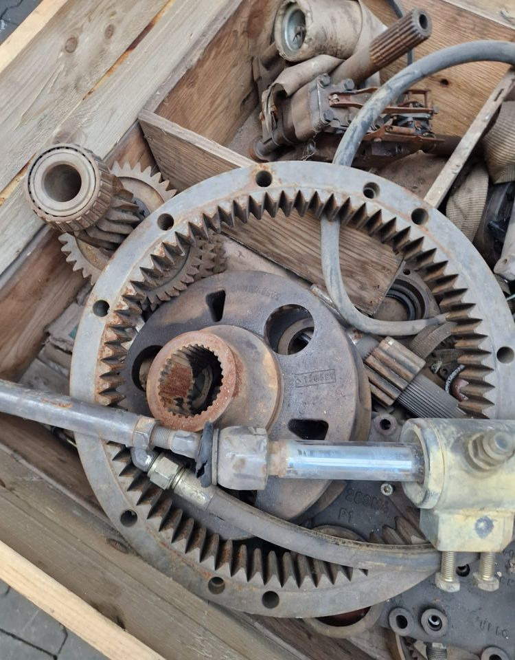 Części do Ciągnika Massey Ferguson MF 3000, 6000 Części do skrzyni biegów - Caja de cambios y piezas para Maquinaria agrícola: foto 5 Części do Ciągnika Massey Ferguson MF 3000, 6000 Części do skrzyni biegów - Caja de cambios y piezas para Maquinaria agrícola: foto 5