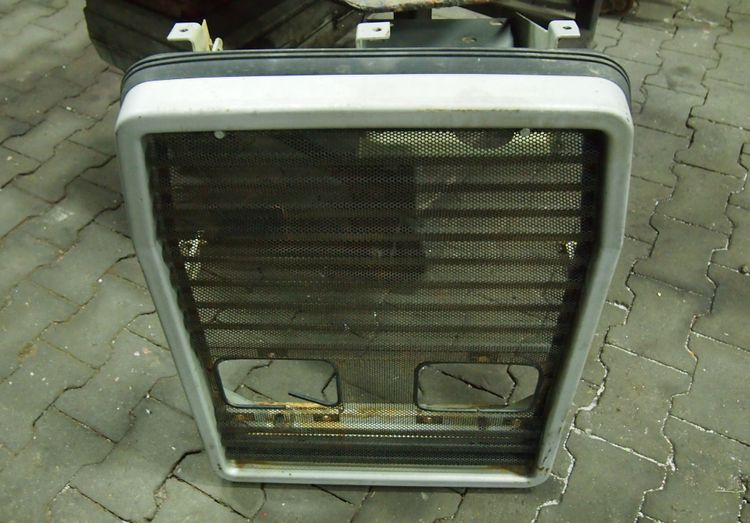 Części do Ciągnika Massey Ferguson MF 3000, 6000 Przedni grill maskę do Massey Ferguson serii 3000, 3100.
z lampami - Parrilla para Maquinaria agrícola: foto 3 Części do Ciągnika Massey Ferguson MF 3000, 6000 Przedni grill maskę do Massey Ferguson serii 3000, 3100.
z lampami - Parrilla para Maquinaria agrícola: foto 3