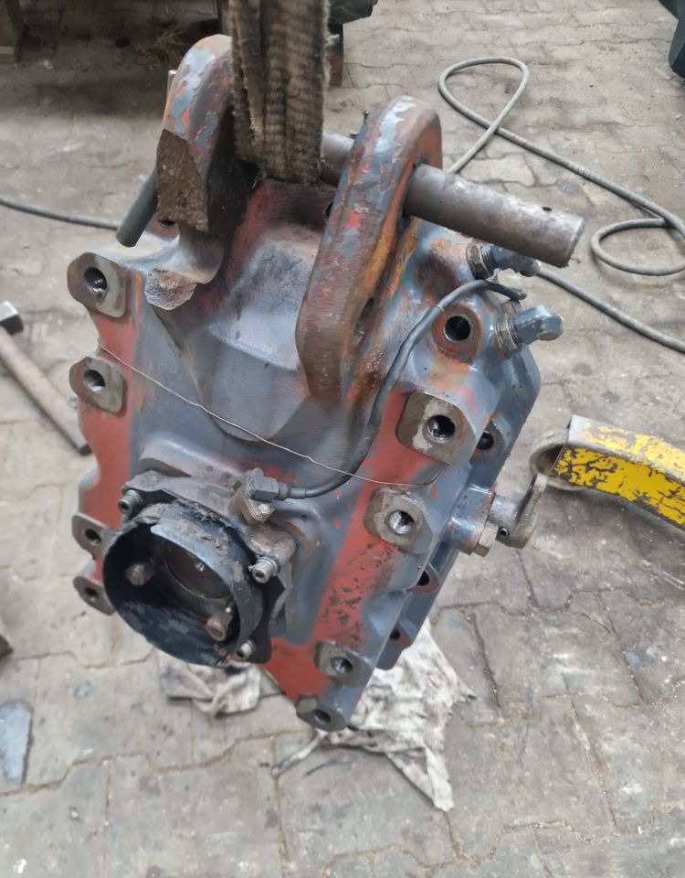 Części do Ciągnika New Holland NH TM, M  Kompletna Obudowa WOM New Holland TM120,TM130,TM140,TM155,Case MXM 120, - Transmisión para Maquinaria agrícola: foto 1 Części do Ciągnika New Holland NH TM, M  Kompletna Obudowa WOM New Holland TM120,TM130,TM140,TM155,Case MXM 120, - Transmisión para Maquinaria agrícola: foto 1