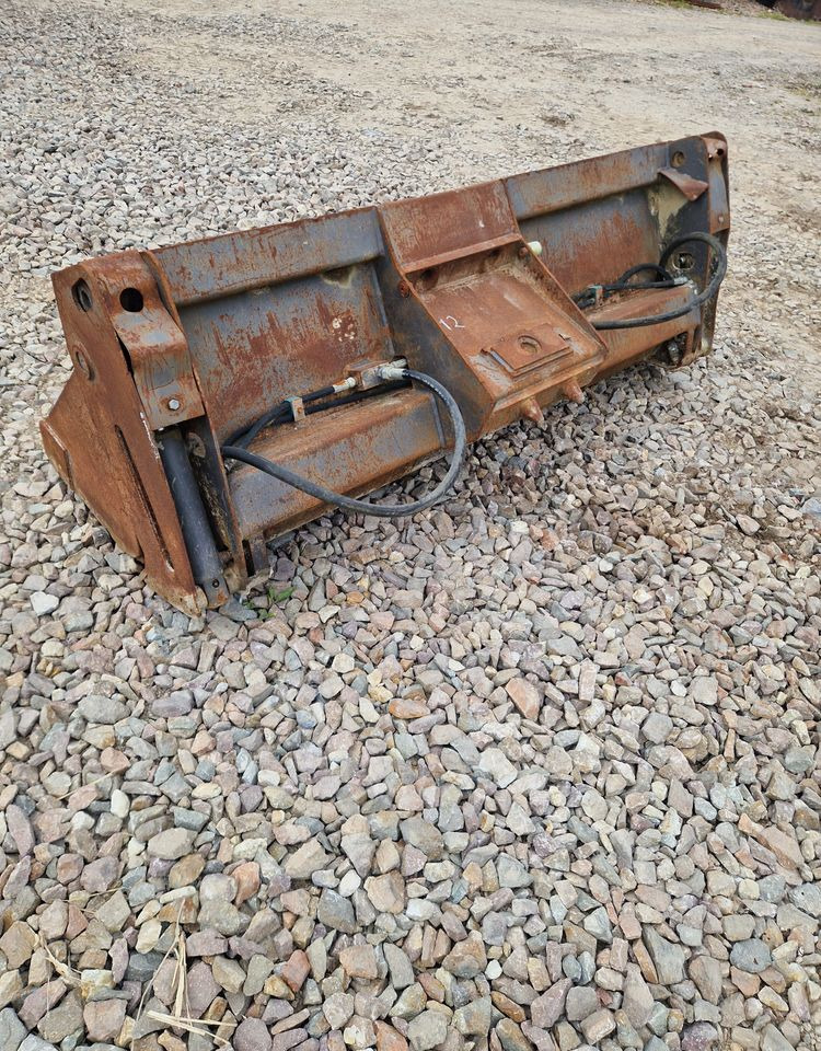 Koparka kołowa Mecalac MECALAC 4w1 lub 3w1 2012 Łyżka 4w1 Mecalac 10, 12 - Cazo para excavadora para Maquinaria de construcción: foto 1 Koparka kołowa Mecalac MECALAC 4w1 lub 3w1 2012 Łyżka 4w1 Mecalac 10, 12 - Cazo para excavadora para Maquinaria de construcción: foto 1