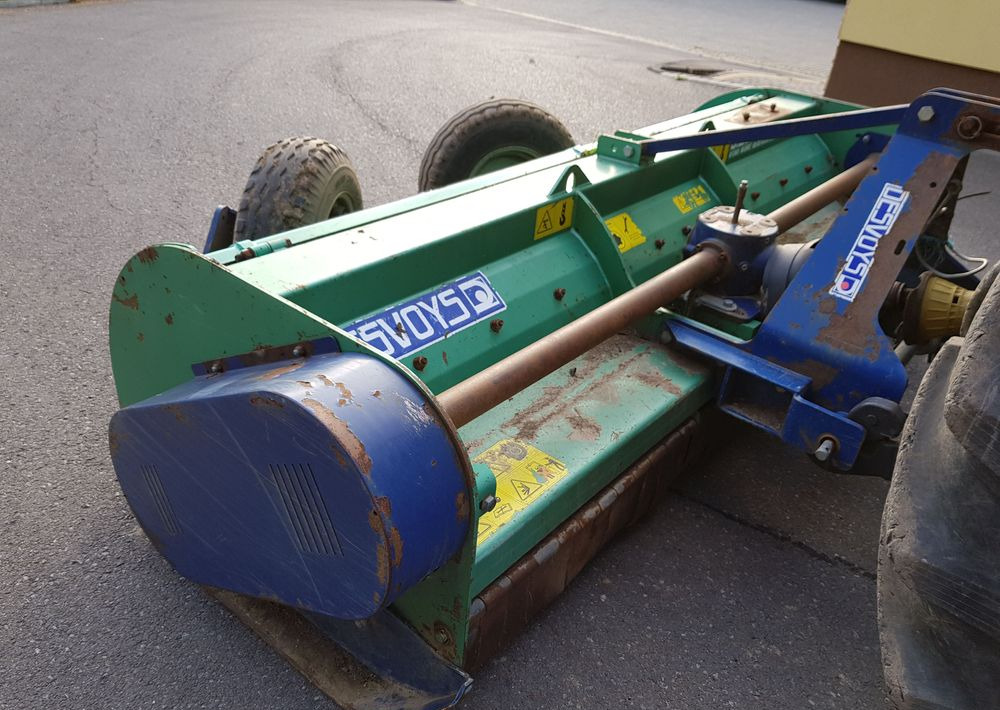 Kosiarka bijakowa Desvoys BH DR4 2011 - Desbrozadora de martillos: foto 4 Kosiarka bijakowa Desvoys BH DR4 2011 - Desbrozadora de martillos: foto 4
