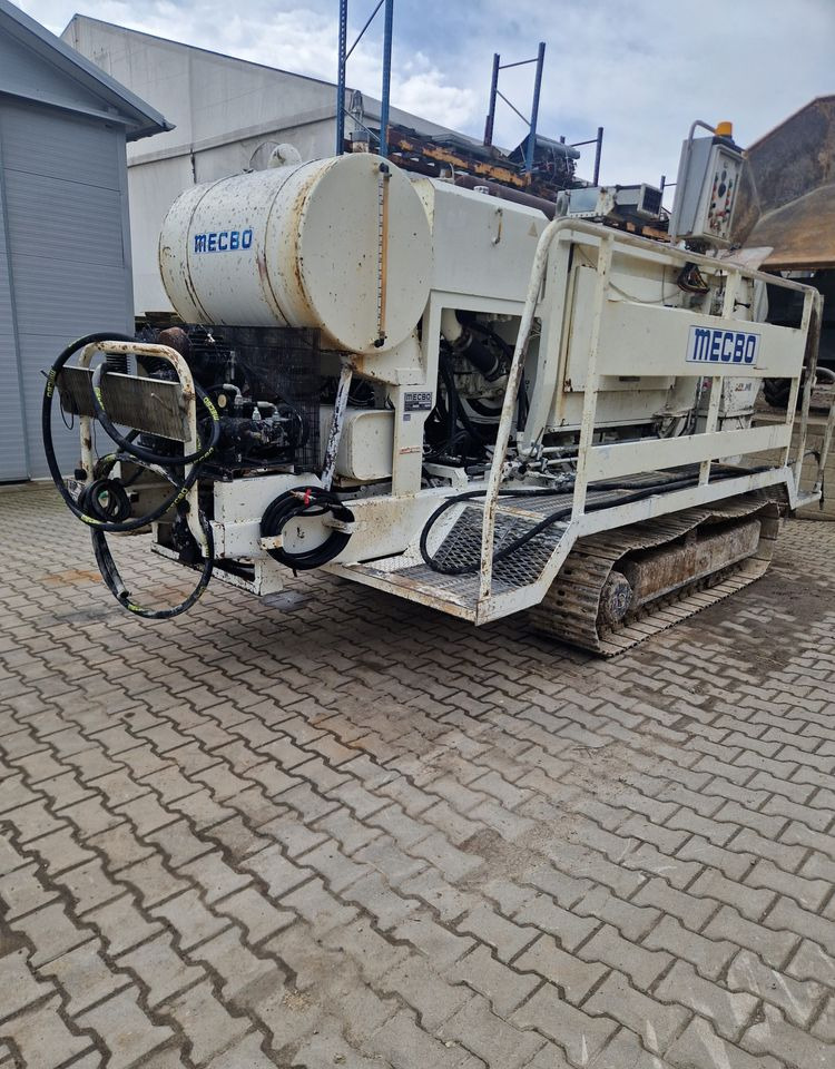Pompa do betonu Mecbo CAR TCACK P6.80 APV/DI 90bar 2007 Pompa do betonu MECBO P6.80 na gąsienicach - Bomba de hormigon estacionaria: foto 3 Pompa do betonu Mecbo CAR TCACK P6.80 APV/DI 90bar 2007 Pompa do betonu MECBO P6.80 na gąsienicach - Bomba de hormigon estacionaria: foto 3