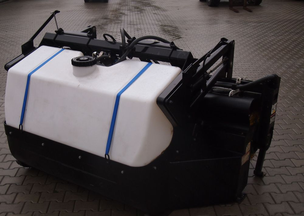 Zamiatarka Catepillar Bp22 2010 Zmiatarka CAT - Barredora cucharón: foto 2 Zamiatarka Catepillar Bp22 2010 Zmiatarka CAT - Barredora cucharón: foto 2