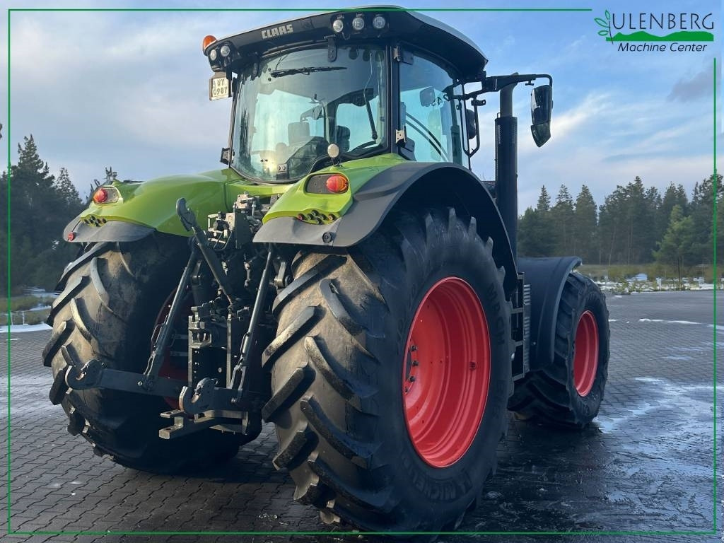 Tractor Claas Axion 850: foto 9