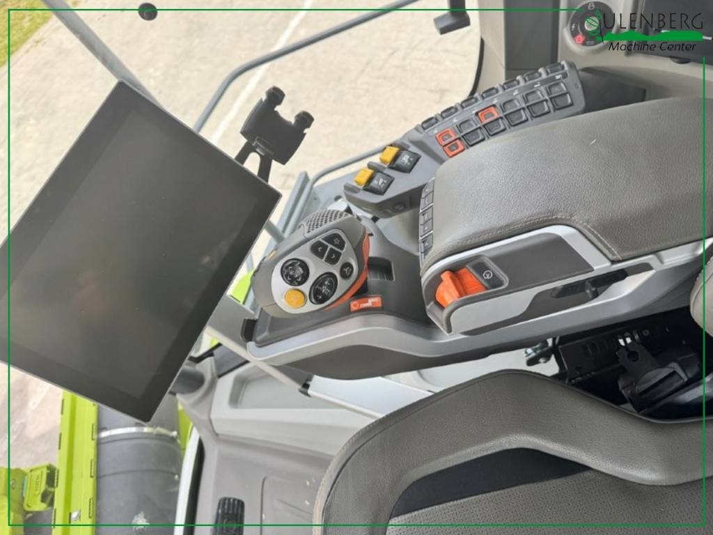 Cosechadora de granos Claas Lexion 8900 TT: foto 13