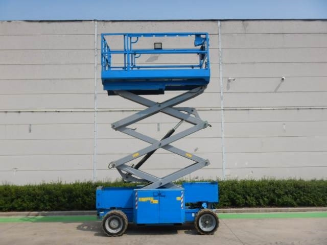 Plataforma de tijeras Genie GS2669DC: foto 6