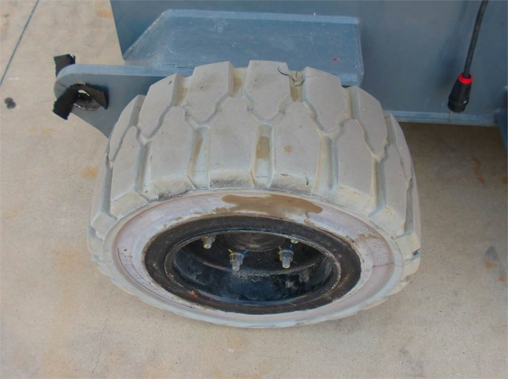 Plataforma articulada Haulotte HA15IP: foto 15 Plataforma articulada Haulotte HA15IP: foto 15