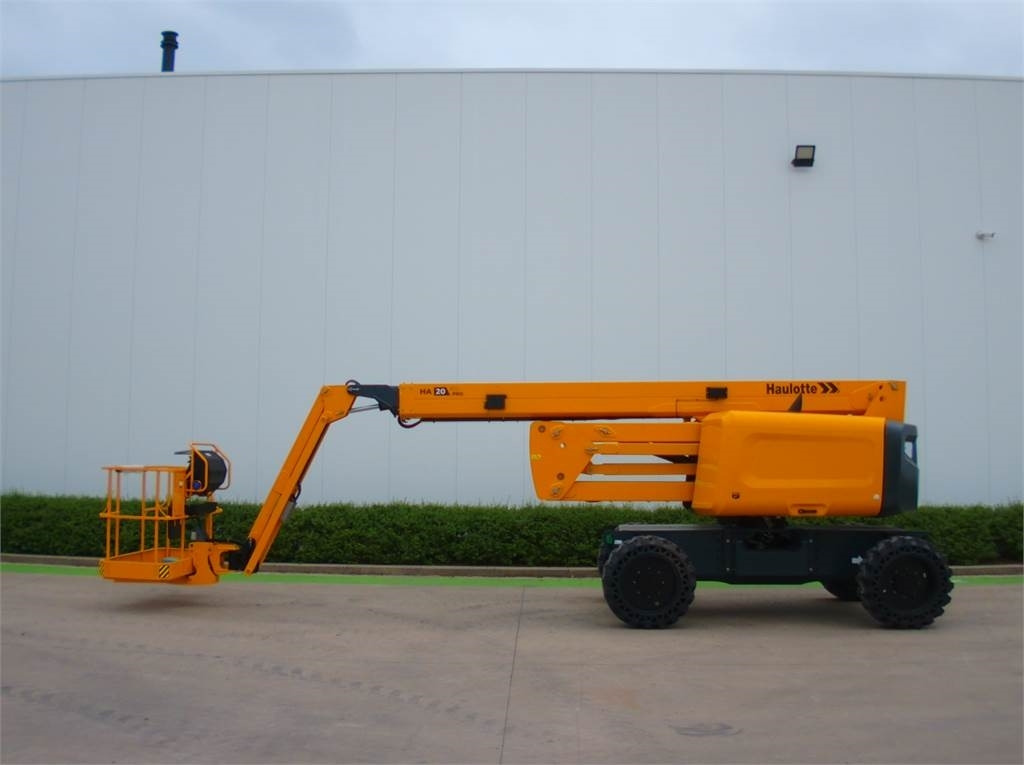 Haulotte HA20RTJ Pro - Plataforma articulada: foto 1 Haulotte HA20RTJ Pro - Plataforma articulada: foto 1