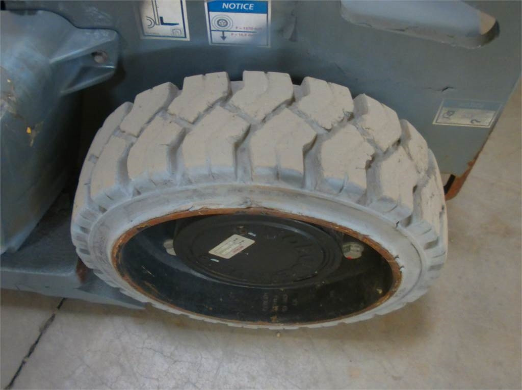 Plataforma de mástil vertical Haulotte STAR 10: foto 12 Plataforma de mástil vertical Haulotte STAR 10: foto 12