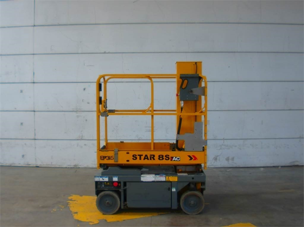Haulotte STAR8S - Plataforma de mástil vertical: foto 1 Haulotte STAR8S - Plataforma de mástil vertical: foto 1