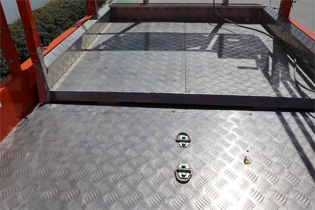 Plataforma de tijeras Snorkel S3970RTE: foto 11 Plataforma de tijeras Snorkel S3970RTE: foto 11