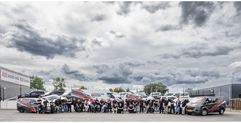 Furgoneta pequeña Ford Transit 2.0 TDCI 130 pk L2H2 Trend NL Auto/ 2xSchuifdeur/ Imperaal + Ladder/ Inrichting/ Cruise/ Camera/ Trekhaak/ PDC/ Airco: foto 16