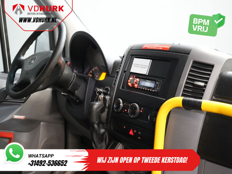 Mercedes-Benz Sprinter 313 2.2 CDI Aut. L2H2 € 10.648 Incl. BTW EXPORT Combi/ 9 Persoons/ Kombi/ 9P/ Airco/ Rolstoellift/ Electr. deur/ - Minibús, Furgoneta de pasajeros: foto 3 Mercedes-Benz Sprinter 313 2.2 CDI Aut. L2H2 € 10.648 Incl. BTW EXPORT Combi/ 9 Persoons/ Kombi/ 9P/ Airco/ Rolstoellift/ Electr. deur/ - Minibús, Furgoneta de pasajeros: foto 3