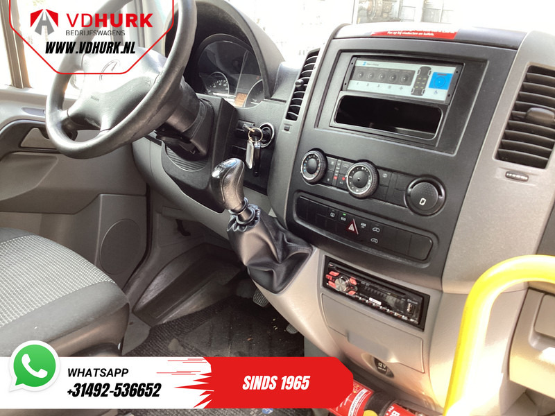 Mercedes-Benz Sprinter 313 2.2 CDI L3H2 €8.954 Incl. BTW BPM VRIJ! EXPORT ONLY Combi/ 9 Persoons/ Kombi/ 9P/ Airco/ Rolstoellift - Minibús, Furgoneta de pasajeros: foto 3 Mercedes-Benz Sprinter 313 2.2 CDI L3H2 €8.954 Incl. BTW BPM VRIJ! EXPORT ONLY Combi/ 9 Persoons/ Kombi/ 9P/ Airco/ Rolstoellift - Minibús, Furgoneta de pasajeros: foto 3