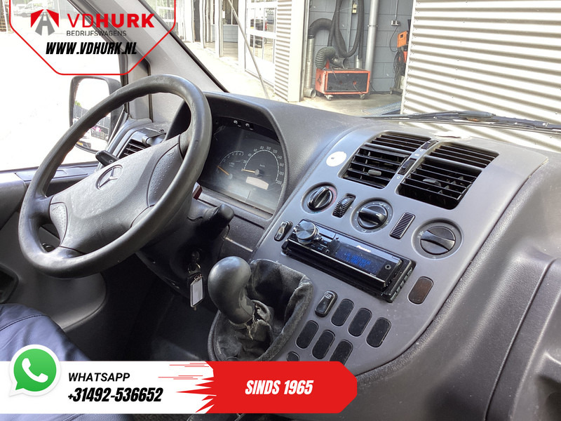 Mercedes-Benz Vito 108 CDI EXPORT ONLY ENGINE DEFECT NL Auto/ Trekhaak/ Imperiaal/ Fietsendrager - Furgoneta pequeña: foto 3 Mercedes-Benz Vito 108 CDI EXPORT ONLY ENGINE DEFECT NL Auto/ Trekhaak/ Imperiaal/ Fietsendrager - Furgoneta pequeña: foto 3