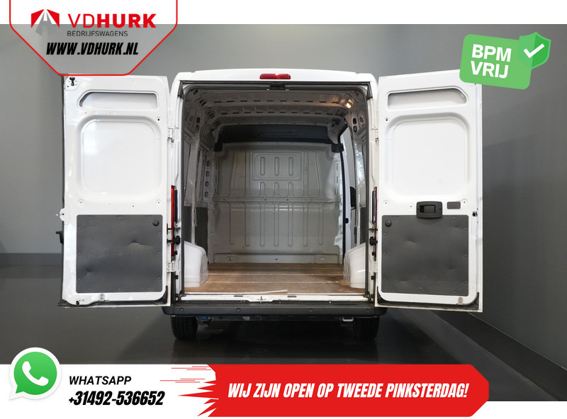 Peugeot Boxer 2.2 HDi 120 pk L2H2 BPM VRIJ! 2.5t Trekverm./ Navi/ PDC/ Cruise/ Airco - Furgoneta pequeña: foto 5 Peugeot Boxer 2.2 HDi 120 pk L2H2 BPM VRIJ! 2.5t Trekverm./ Navi/ PDC/ Cruise/ Airco - Furgoneta pequeña: foto 5