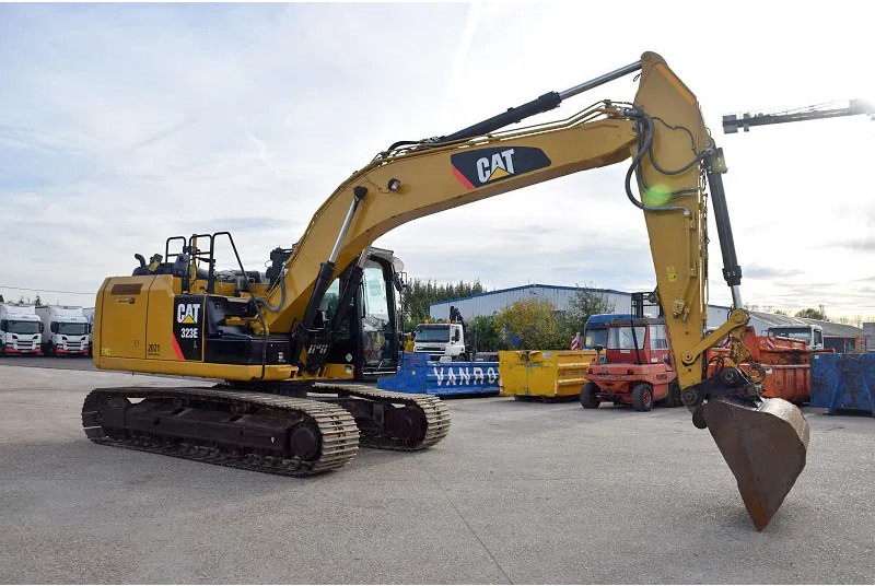 Excavadora de cadenas Caterpillar 323E-stock id2: foto 10