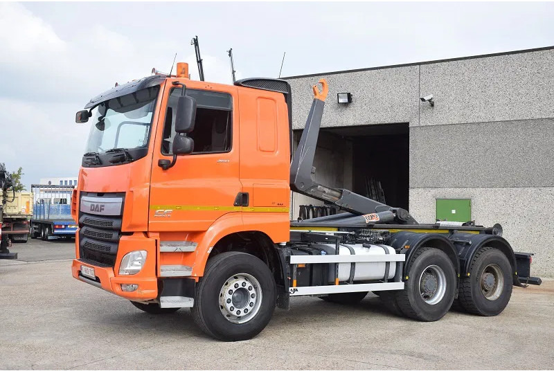 DAF CF 460 - Camión multibasculante: foto 4 DAF CF 460 - Camión multibasculante: foto 4