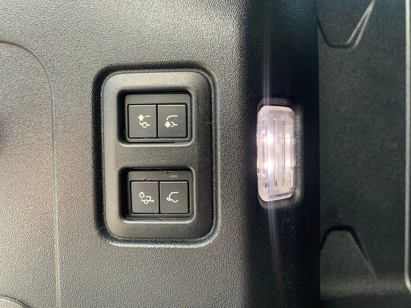 Coche Land Rover Defender X-Dynamic*360°Camera*Elektrische ramen en spiegels*Wegklapbare trekhaak*Cruise Control*: foto 18