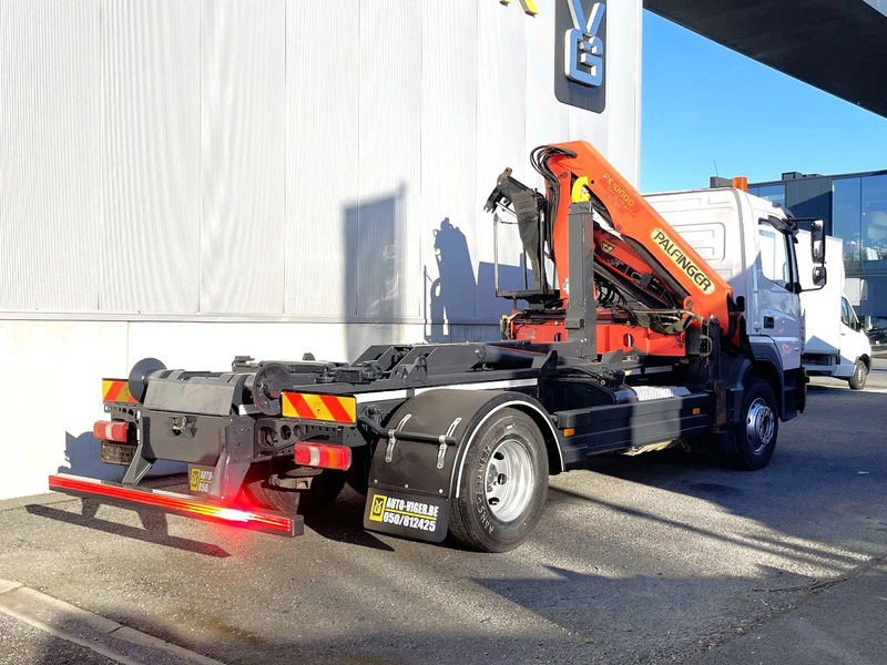 Mercedes-Benz Atego 1621 *Palfinger kraan*Containersysteem*luchtvering achteras*bluetooth - Camión multibasculante, Camión grúa: foto 2 Mercedes-Benz Atego 1621 *Palfinger kraan*Containersysteem*luchtvering achteras*bluetooth - Camión multibasculante, Camión grúa: foto 2