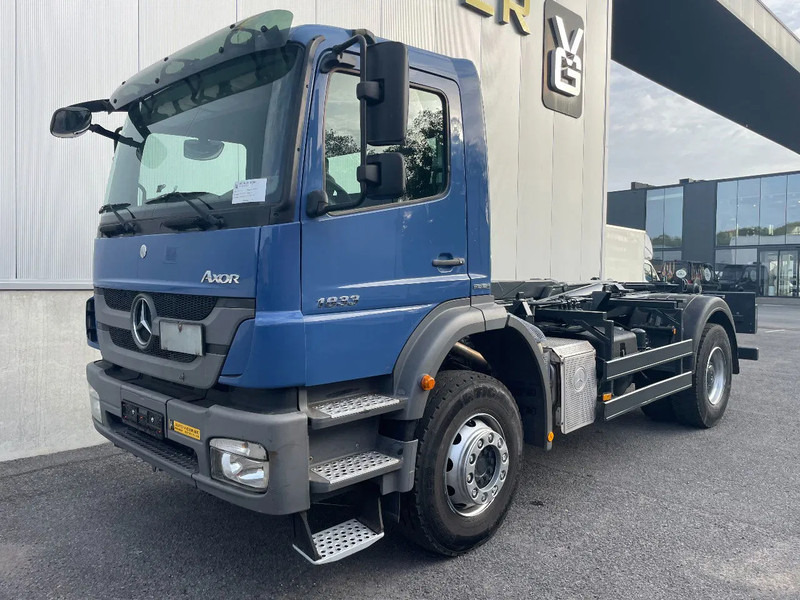 Mercedes-Benz Axor 1833 *cruise control*bluetooth*airconditioning*differentieelslot - Camión multibasculante: foto 2 Mercedes-Benz Axor 1833 *cruise control*bluetooth*airconditioning*differentieelslot - Camión multibasculante: foto 2
