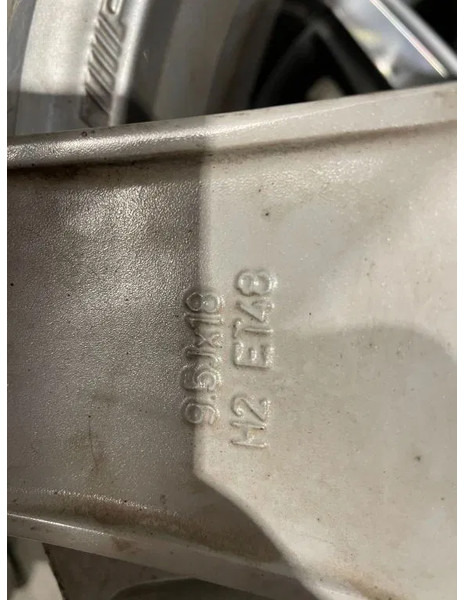 Mercedes-Benz *Occasie *3 velgen AMG* 18 inch - Llanta para Coche: foto 4 Mercedes-Benz *Occasie *3 velgen AMG* 18 inch - Llanta para Coche: foto 4