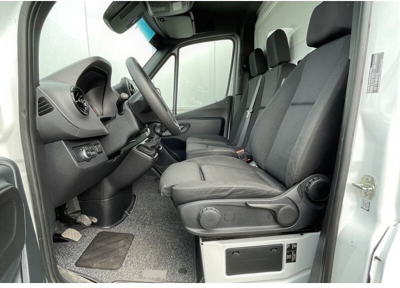 Mercedes-Benz Sprinter 514 *buitenspiegels verwarmd&elektr. verstelbaar*Cruise control*bluetooth*airbag bestuurder - Furgoneta caja cerrada: foto 3 Mercedes-Benz Sprinter 514 *buitenspiegels verwarmd&elektr. verstelbaar*Cruise control*bluetooth*airbag bestuurder - Furgoneta caja cerrada: foto 3