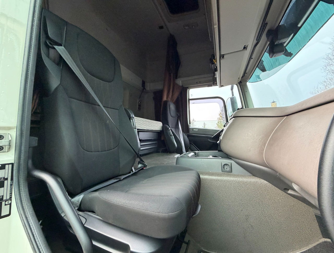 Camión frigorífico DAF CF 450 SC Heiwo Isolated BOX 875 x 250 x 275 INS. Carrier Cooling 340.000 KM Tail Lift Super Condition NEW APK - TUV: foto 15