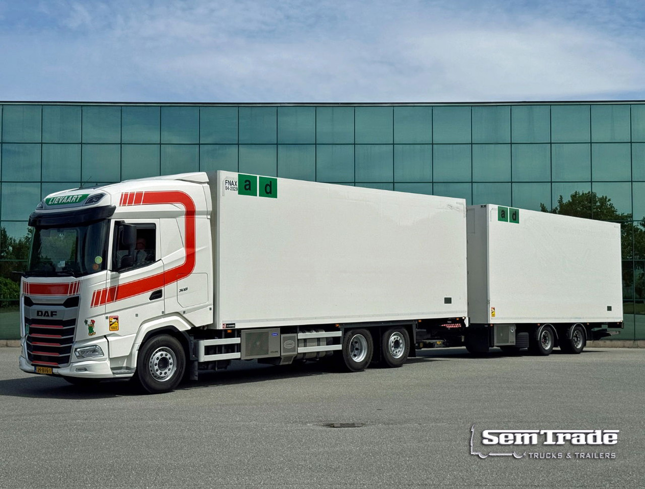 DAF XF 480 FAR Frigo Combi 50 CC 2x Lift Carrier TRS Iceland TOP Condition NL Combi - Camión frigorífico: foto 2 DAF XF 480 FAR Frigo Combi 50 CC 2x Lift Carrier TRS Iceland TOP Condition NL Combi - Camión frigorífico: foto 2