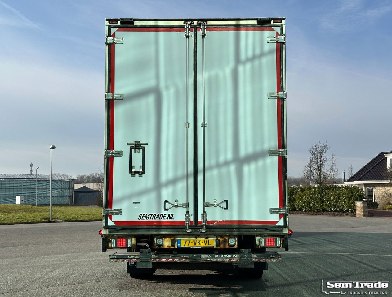 DAF XF 480 FAR SSC 6X2 50 CC Combi 2x Lift Carrier TRS Iceland TOP Condition NL - Camión frigorífico: foto 4 DAF XF 480 FAR SSC 6X2 50 CC Combi 2x Lift Carrier TRS Iceland TOP Condition NL - Camión frigorífico: foto 4