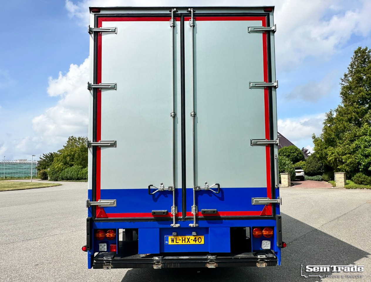 Floor Flma-10 Carrier Cooling 2X Side Door Tail Lift Disc Brakes Holland-Trailer - Remolque frigorífico: foto 4 Floor Flma-10 Carrier Cooling 2X Side Door Tail Lift Disc Brakes Holland-Trailer - Remolque frigorífico: foto 4