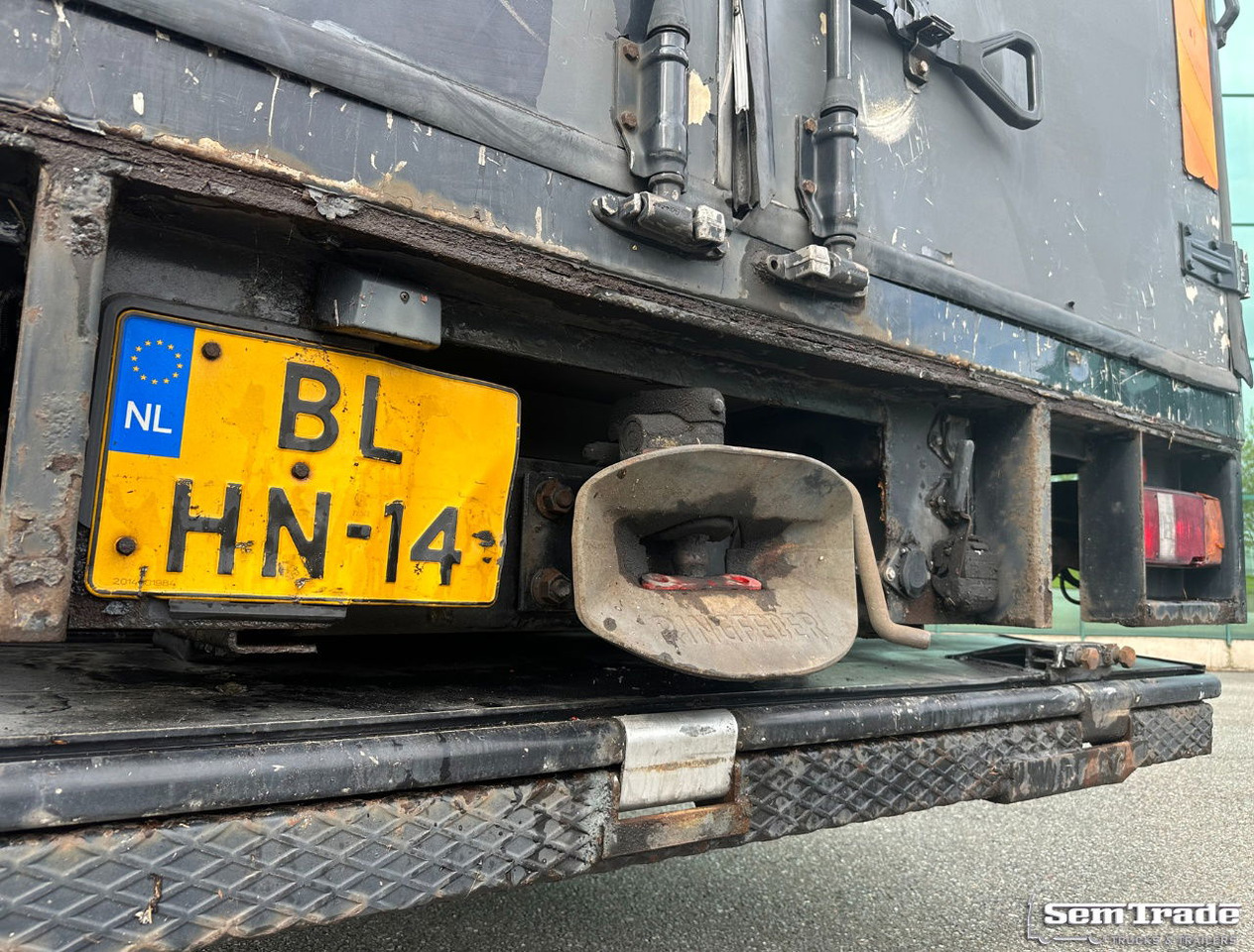 Camión caja cerrada MAN LE 220C Euro 3 Isolated BOX + BOX Heater 740 x 240 x 295 CM Inside Holland Truck: foto 25 Camión caja cerrada MAN LE 220C Euro 3 Isolated BOX + BOX Heater 740 x 240 x 295 CM Inside Holland Truck: foto 25