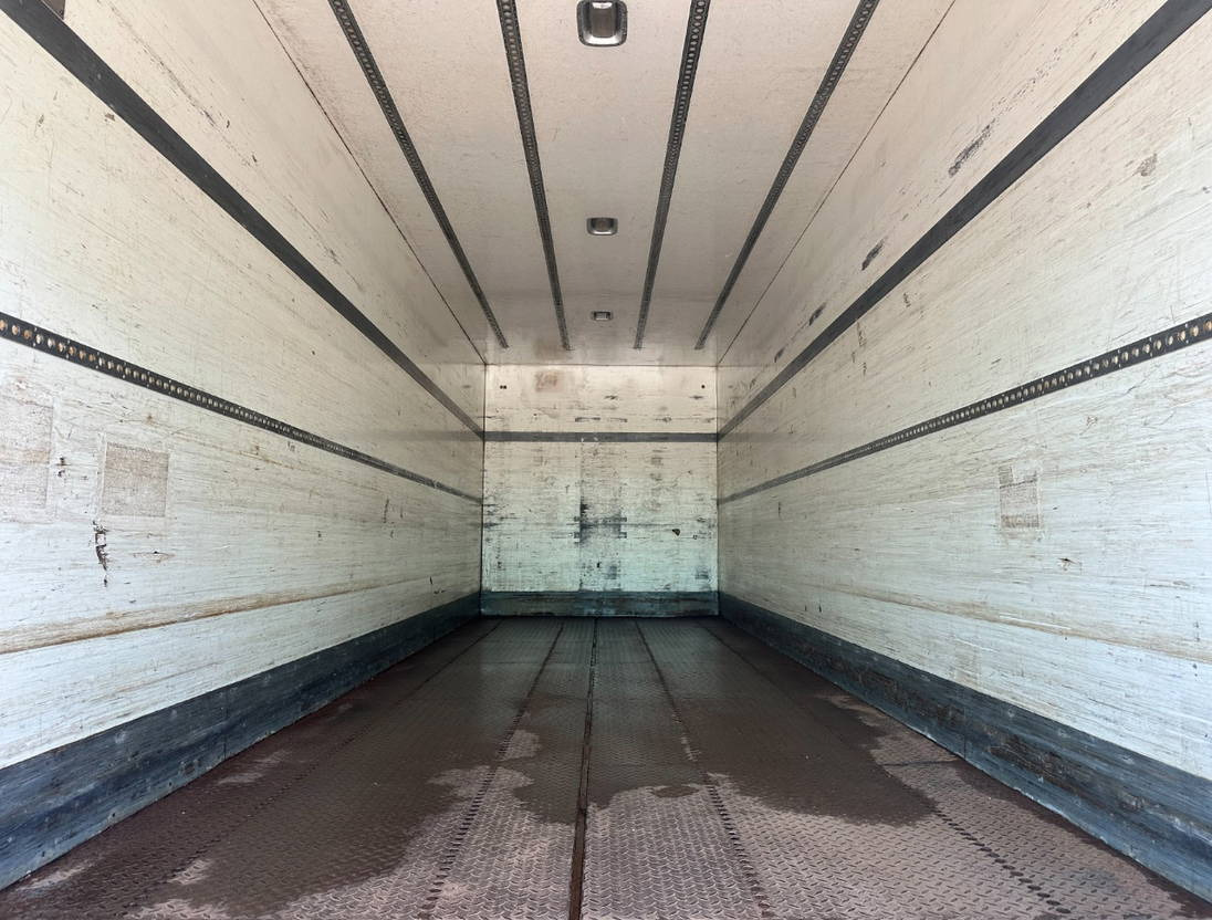 Camión caja cerrada Scania P114-340 Burgers Isolated BOX Tail Lift 850 x 250 x 270 CM Inside Holland: foto 20