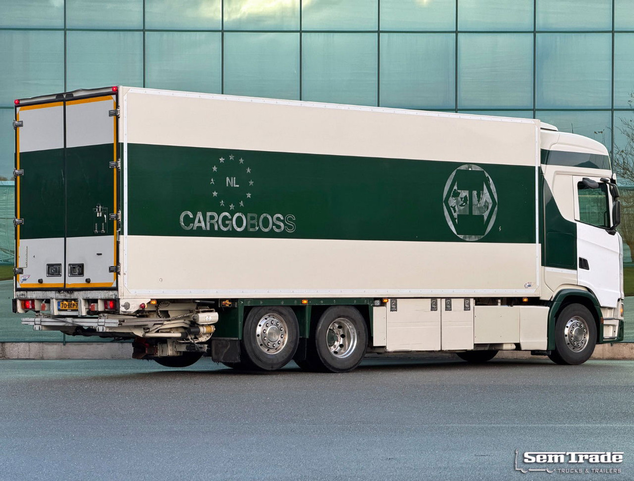 Scania S450 Full AIR Retarder VAN Beurden Isolated BOX Hydrarolls TRS Cooling NL-Truck - Camión frigorífico: foto 4 Scania S450 Full AIR Retarder VAN Beurden Isolated BOX Hydrarolls TRS Cooling NL-Truck - Camión frigorífico: foto 4