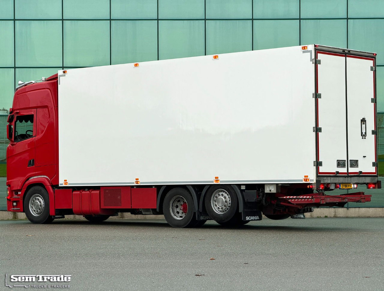 Scania S520 V8 NGS King Full AIR Retarder Luchtenberg BOX TRS Cooling Tail Lift Holland-Truck - Camión frigorífico: foto 3 Scania S520 V8 NGS King Full AIR Retarder Luchtenberg BOX TRS Cooling Tail Lift Holland-Truck - Camión frigorífico: foto 3