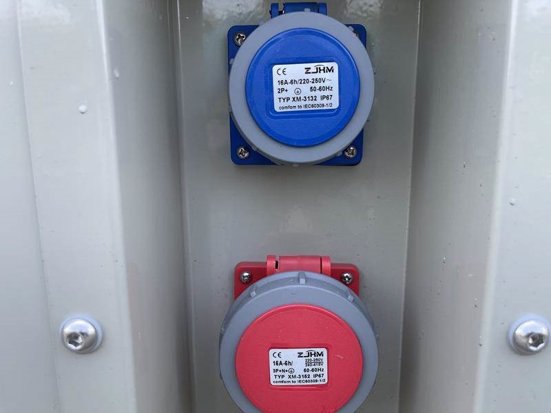 Cummins 28 kVA - Generador industriale: foto 2 Cummins 28 kVA - Generador industriale: foto 2