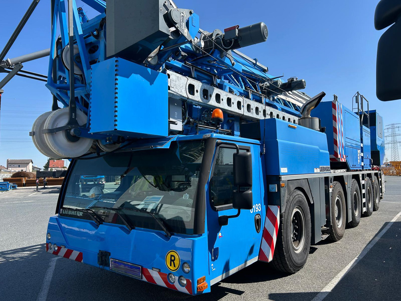 LIEBHERR MK 140 Plus - Autogrúa: foto 1 LIEBHERR MK 140 Plus - Autogrúa: foto 1