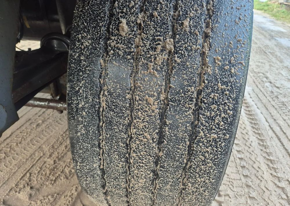 Remolque con toldo Schmitz Cargobull: foto 12 Remolque con toldo Schmitz Cargobull: foto 12