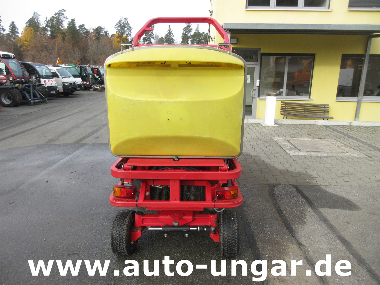 Ferrari PG280D Hochentleerung Hydrostat Kubota Diesel Parkmäher Mäher - Maquinaria de henificación: foto 5 Ferrari PG280D Hochentleerung Hydrostat Kubota Diesel Parkmäher Mäher - Maquinaria de henificación: foto 5